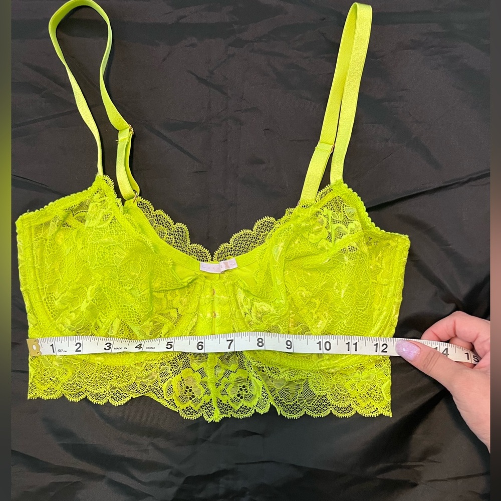 Savage X Fenty Neon Green Lace Bra Set and Garter π - Picture 11 of 16